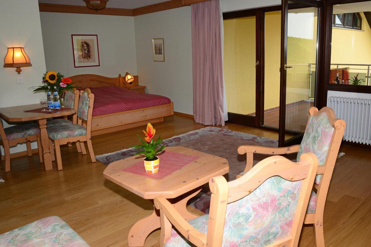 Residence Am Weinberg / Travellers Hotelbetriebs Gmbh Sasbachwalden Esterno foto