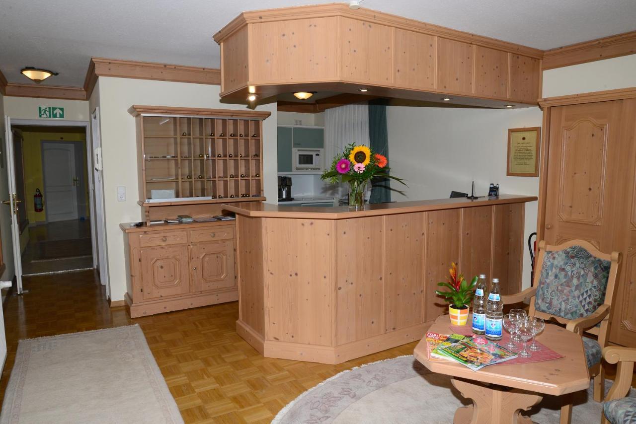 Residence Am Weinberg / Travellers Hotelbetriebs Gmbh Sasbachwalden Esterno foto